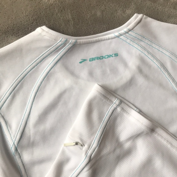 Brooks Tops - • Brooks running top